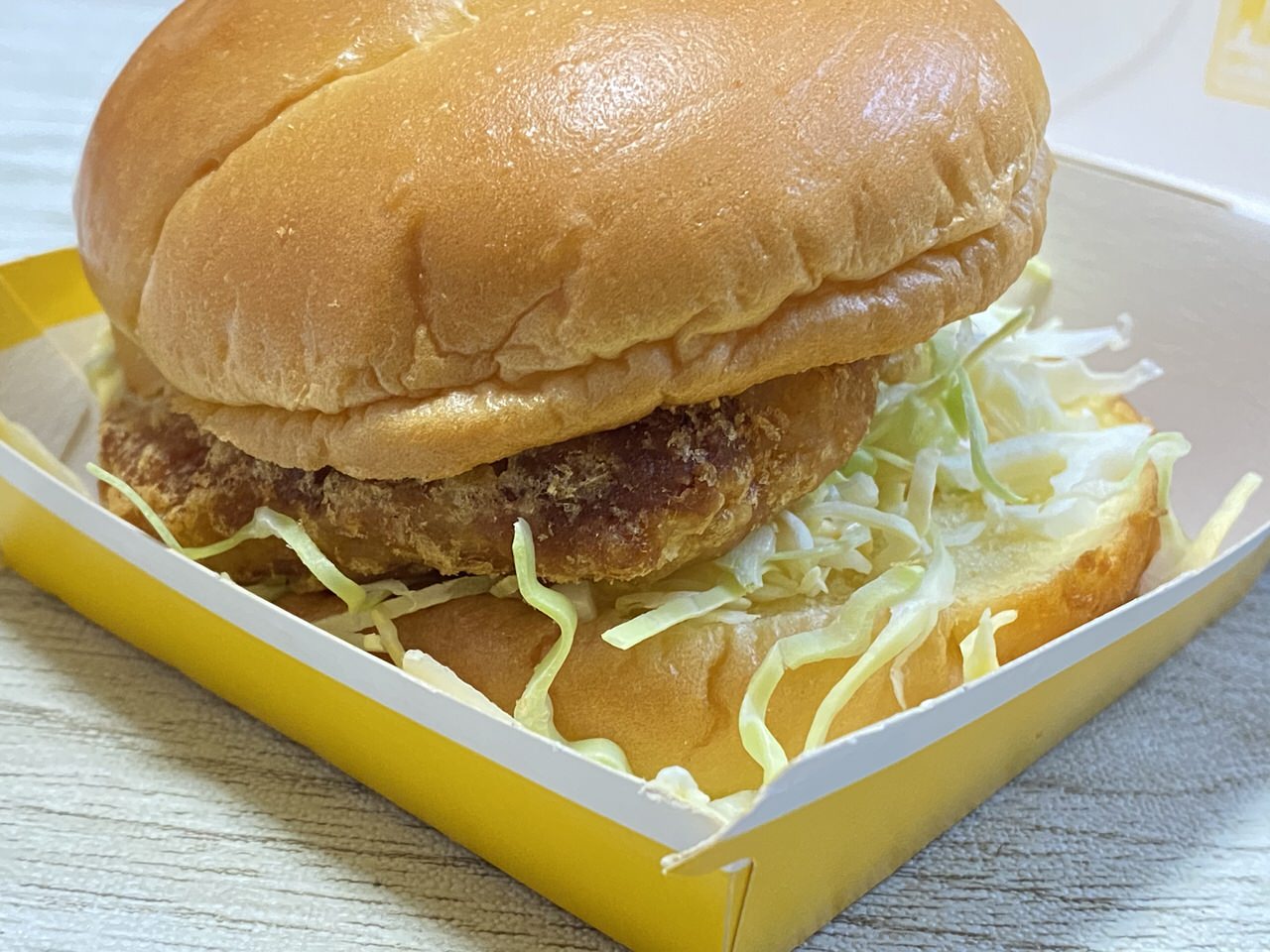 【マクドナルド】爽やかなレモン風味が美味しい「チキンタツタ 瀬戸内レモンタルタル」 6