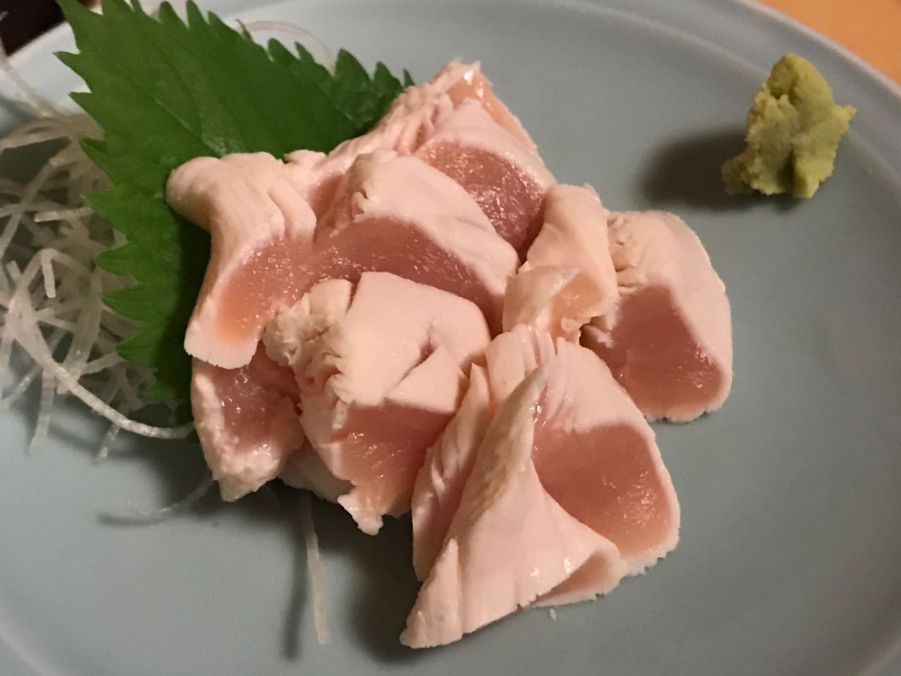 鶏刺し