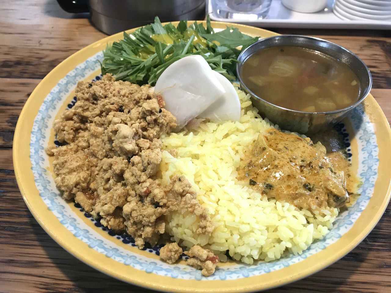 カレー「サンラサー」新宿 再訪 3