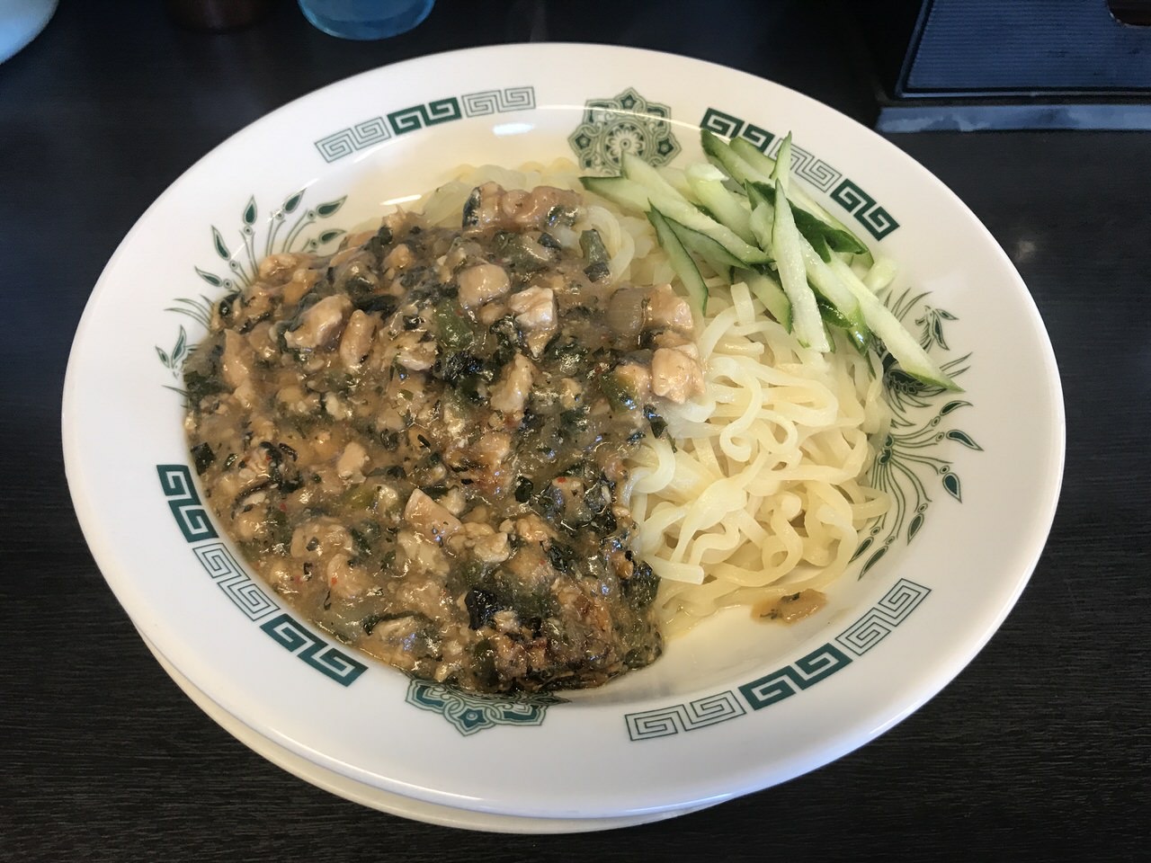 日高屋「ガパオ汁なし麺」1