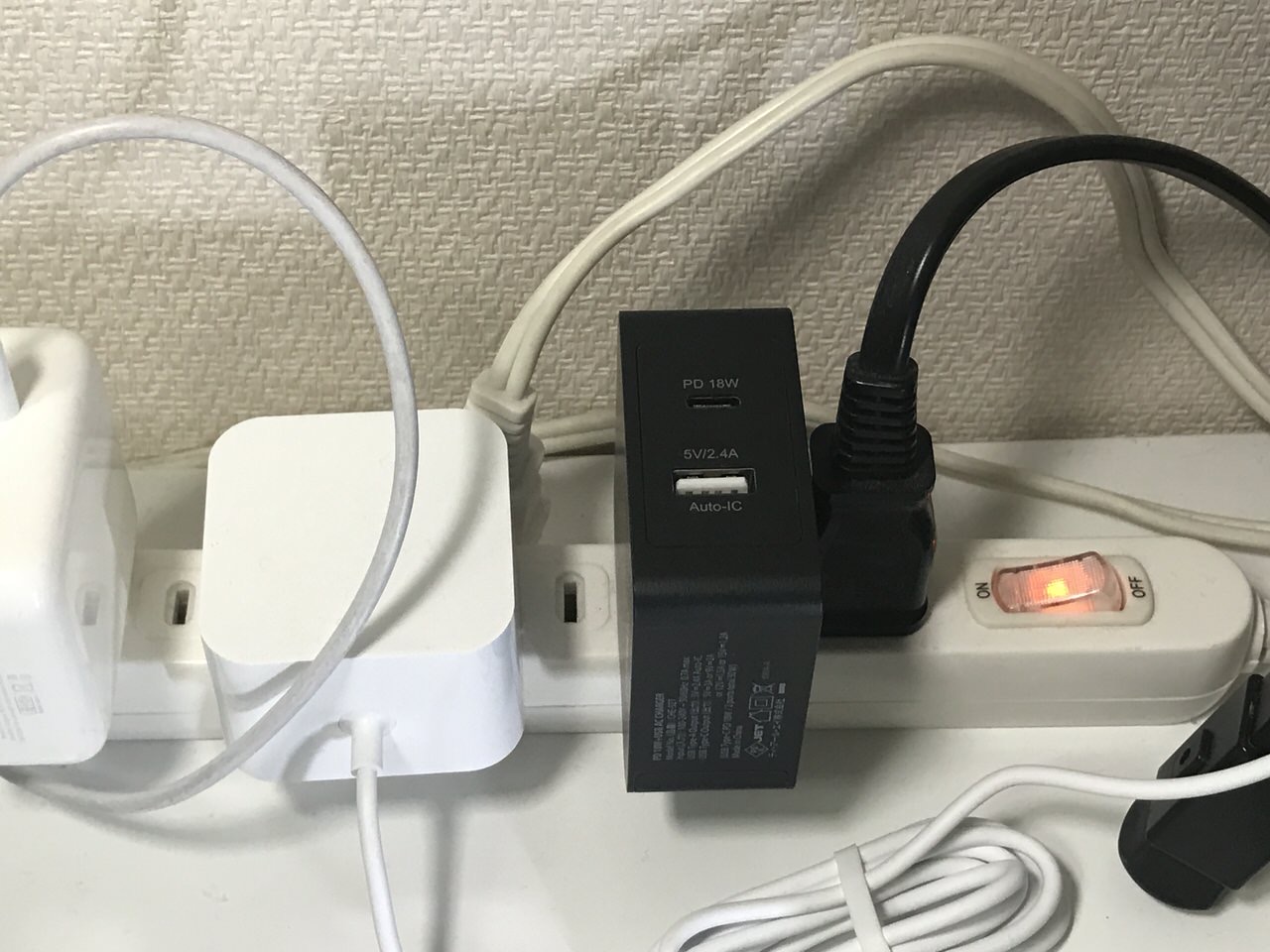 「cheero 2 port PD Charger ( PD 18W + USB ) 」5