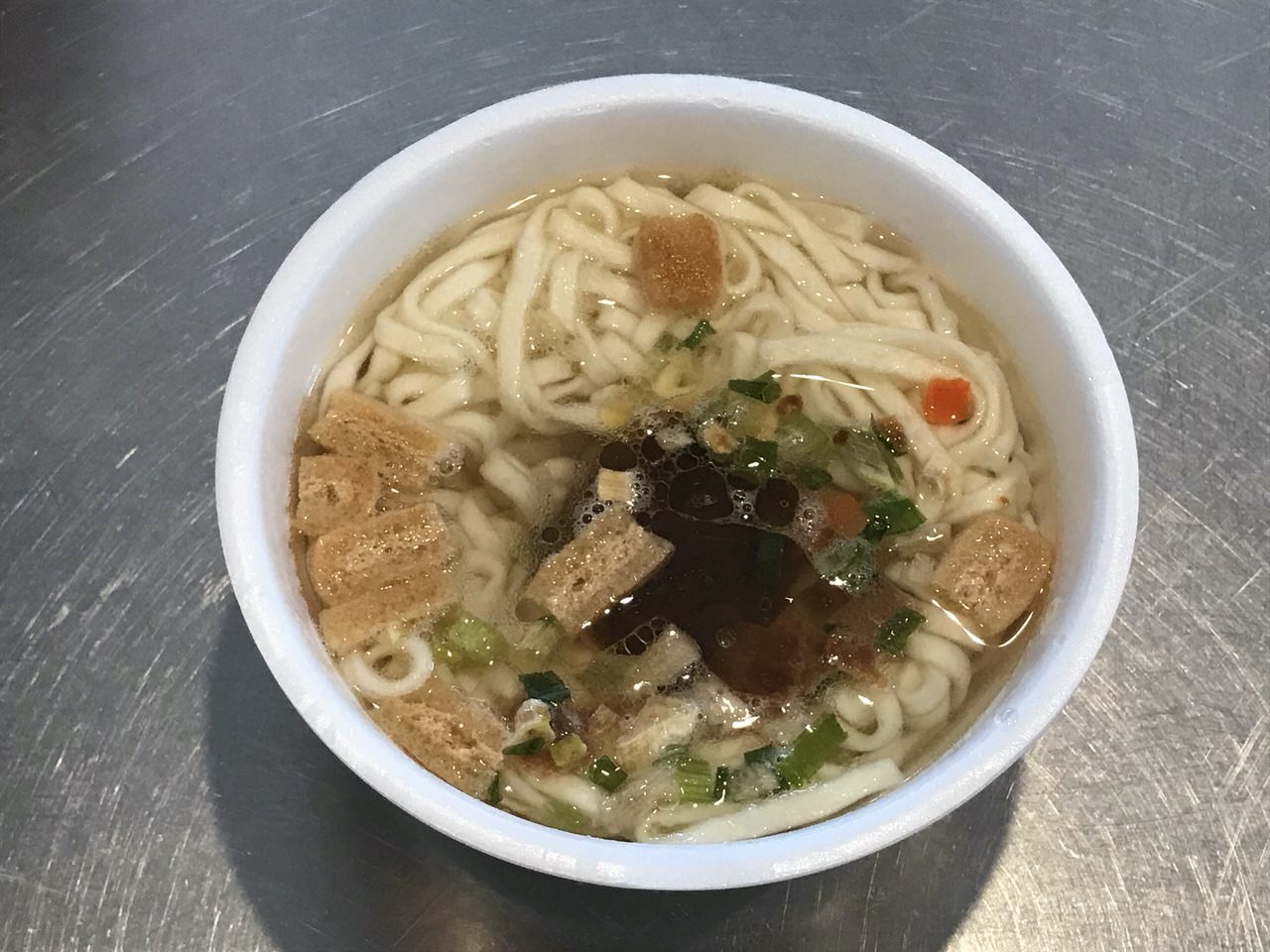 「どん兵衛 豚汁うどん」5