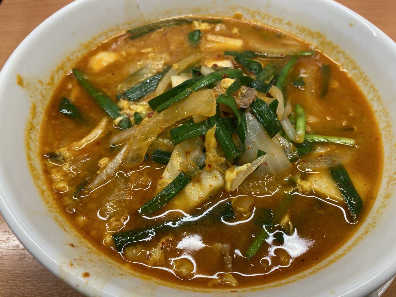 日高屋「チゲ味噌ラーメン 2019」細麺・麺かため 1