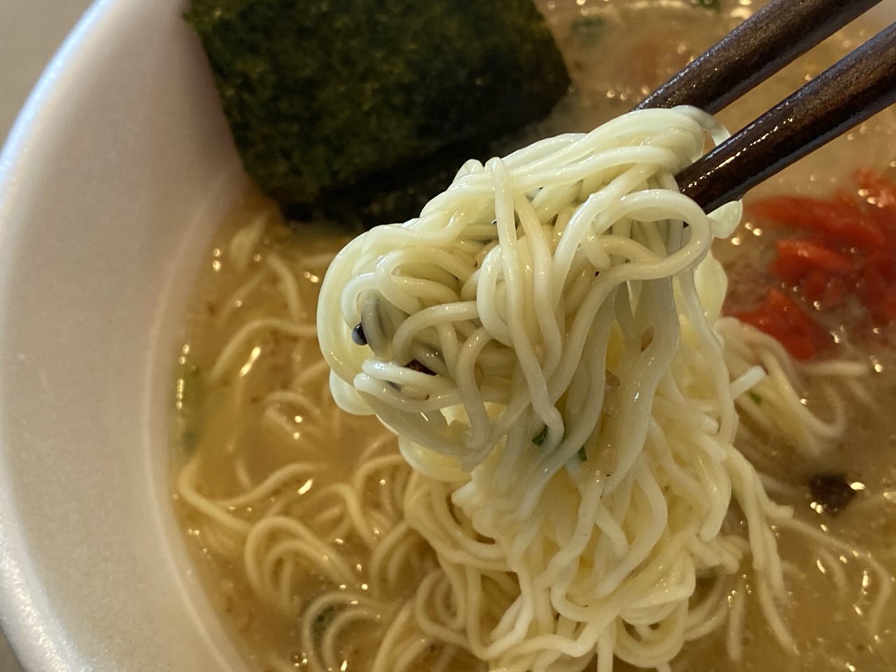 カップ麺「長浜屋台やまちゃん」7