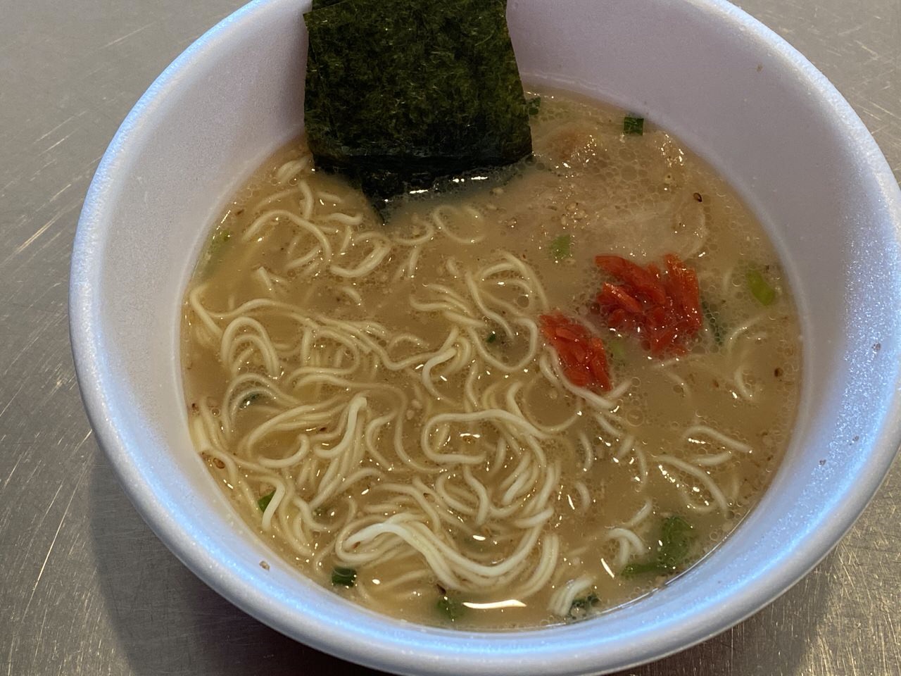 カップ麺「長浜屋台やまちゃん」6