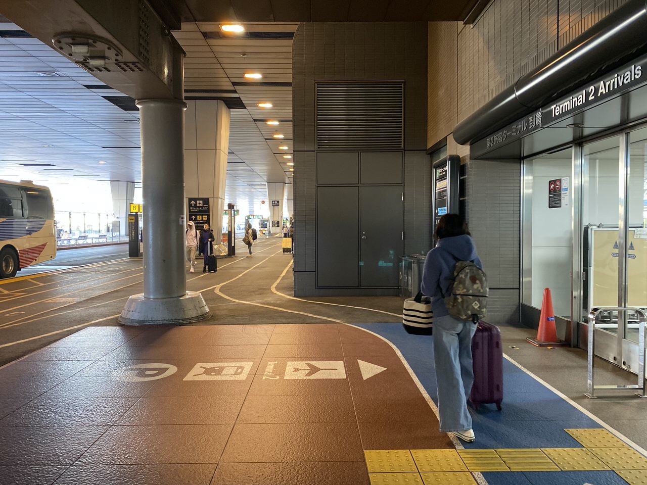 「春秋航空」搭乗手続き→機内食 3