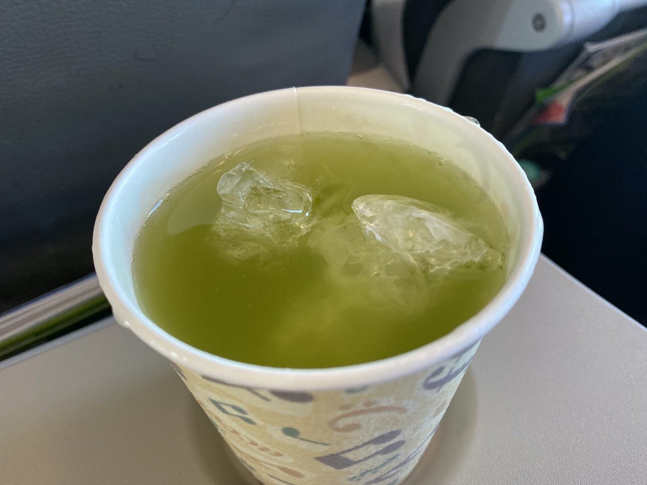 「春秋航空」搭乗手続き→機内食 31