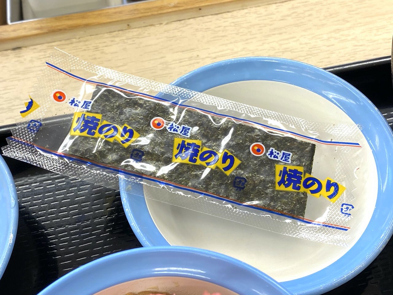 【松屋の朝食】「ソーセージエッグ定食」3