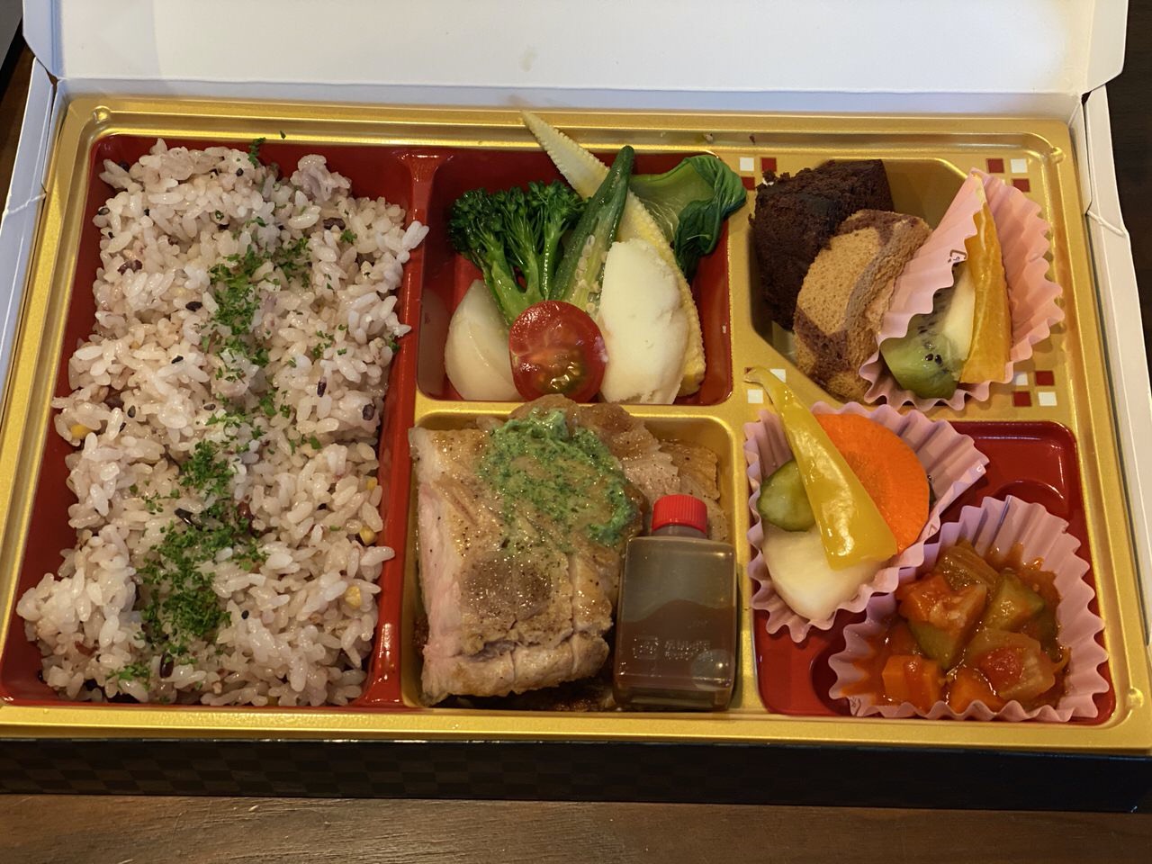 【テイクアウト】「ボンティガー」弁当 5