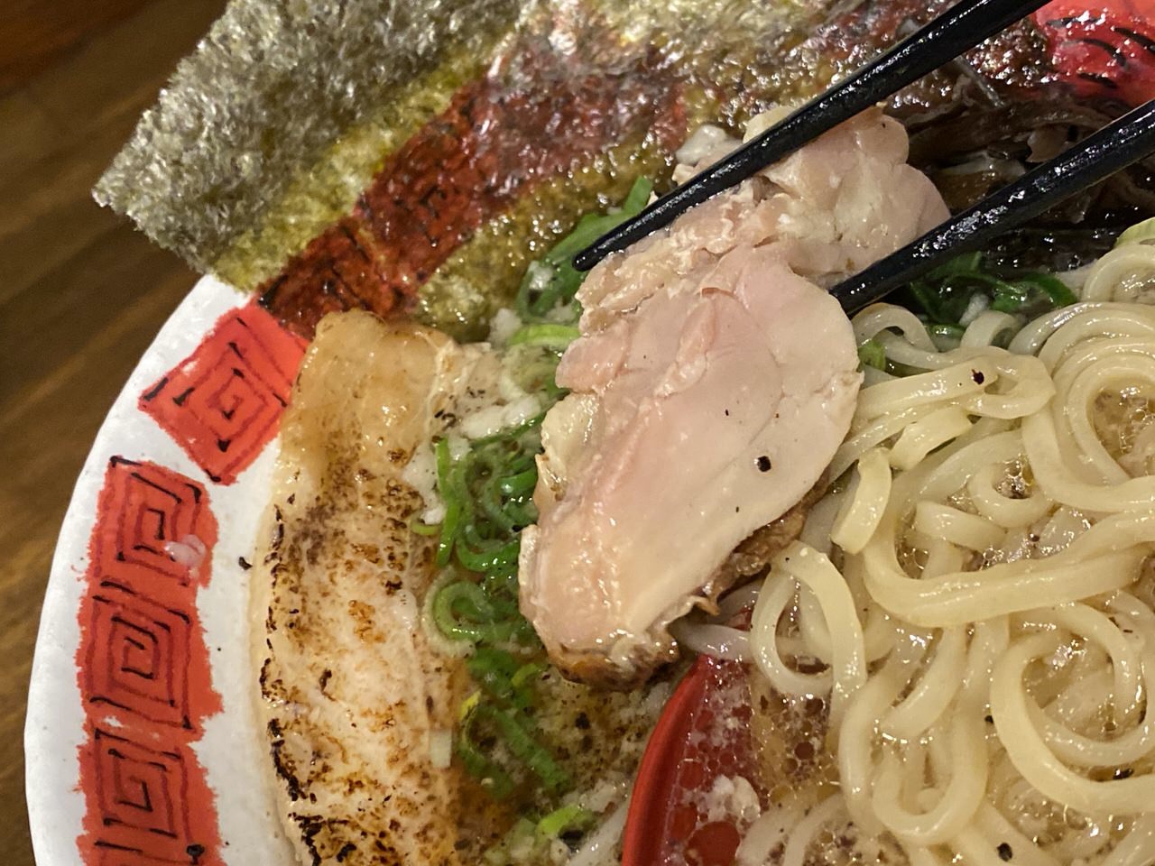 「麺屋 八頭龍（おろち）」八頭龍ラーメン 13