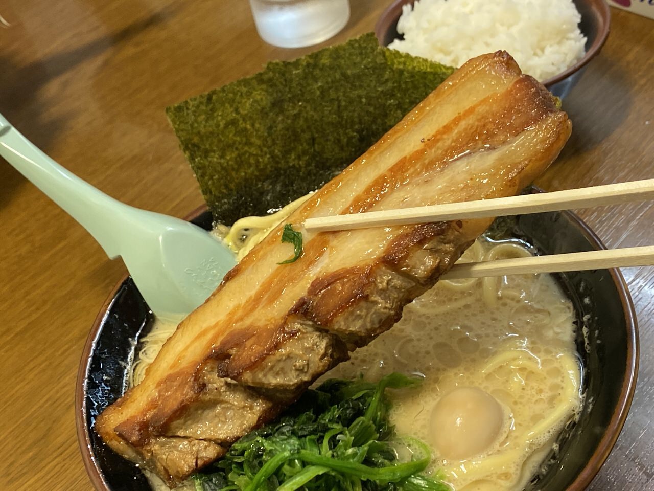 「横浜家系ラーメンとりとん」メガトンラーメン（浦和）10