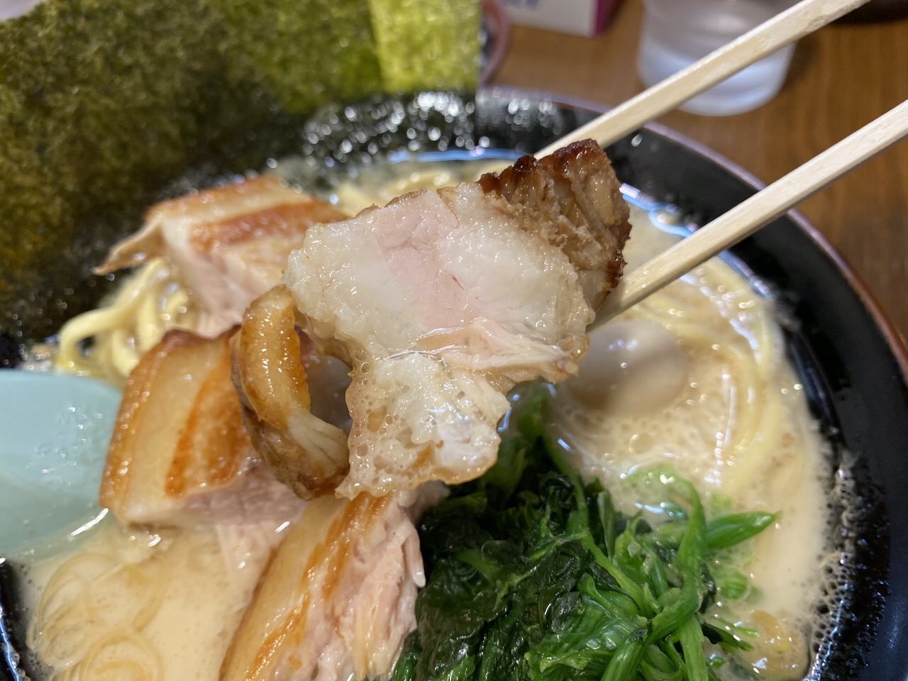 「横浜家系ラーメンとりとん」メガトンラーメン（浦和）11