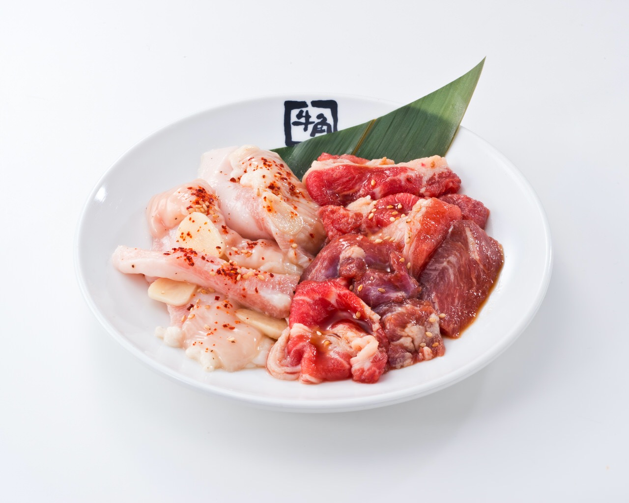 【牛角】肉＋おつまみ2品＋ごはん＋飲み放題で980円のお一人様向け「焼肉定食」を開始