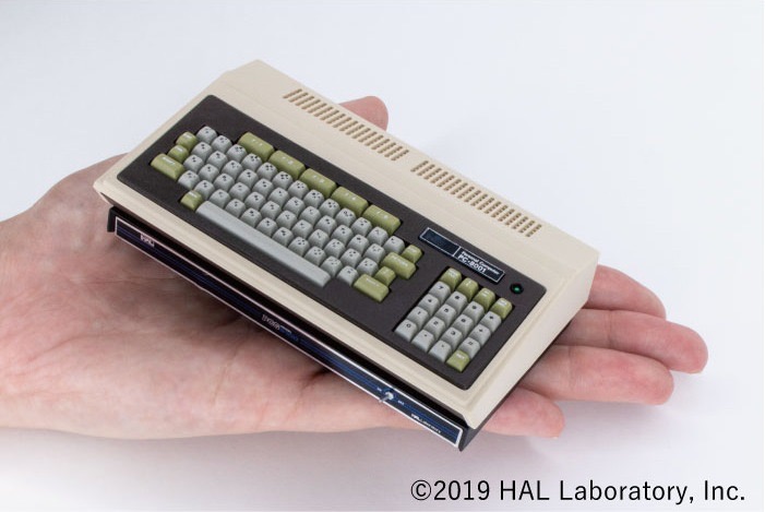 手のひらサイズの「パソコンミニ PC-8001」Amazonでも販売開始 〜アップデートで「スーパーギャラクシアン」「ラリーX」「ディグダグ」追加