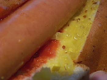 mac_hotdog_0306089.JPG