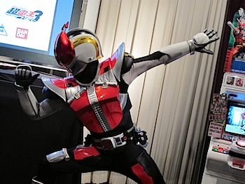 amn_kamen_rider_042093.JPG