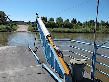 bleriot_ferry_6084.JPG