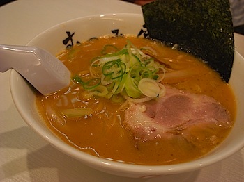 tokyo_ramen_street_06179882.JPG