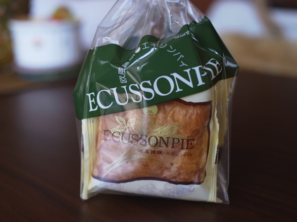 Ecusson pie 4787