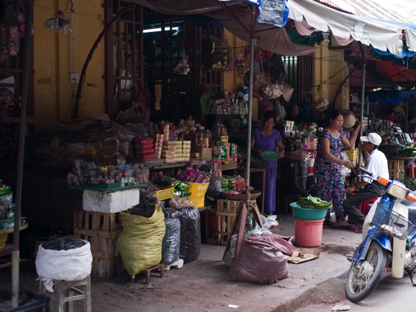 Hoian14402