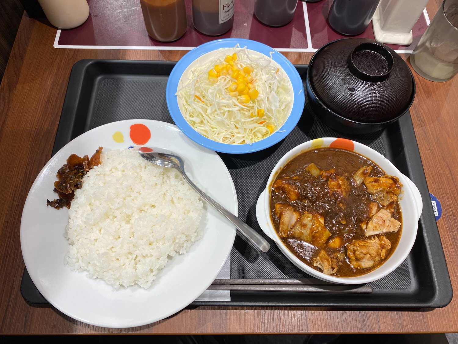 松屋で復活「ごろごろ煮込みチキンカレー」 01 04