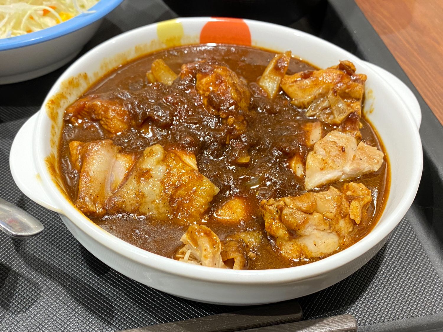 松屋で復活「ごろごろ煮込みチキンカレー」 04 04