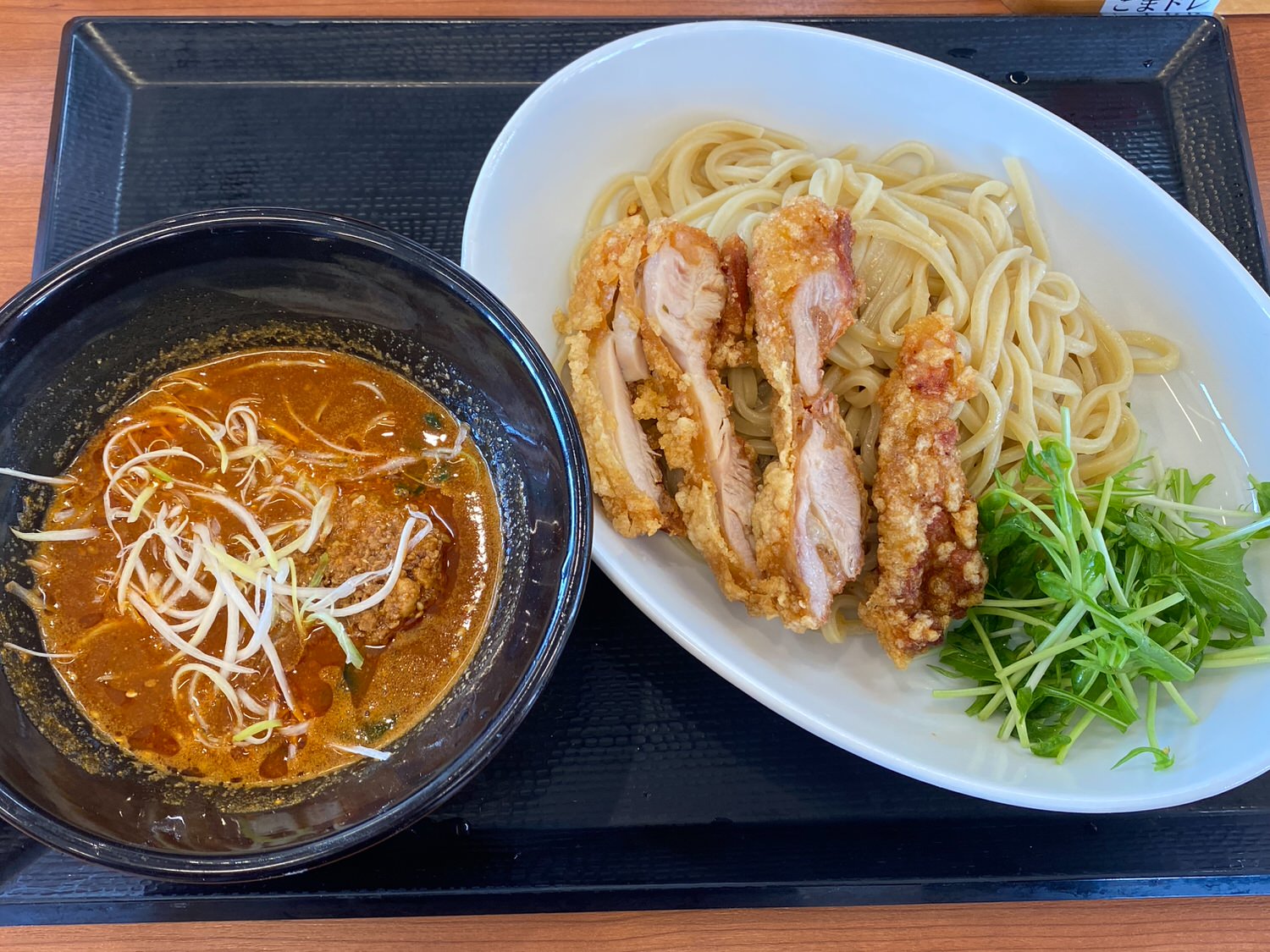 からあげ専門店の期間限定つけ麺「からあげ担々つけ麺」 10 04