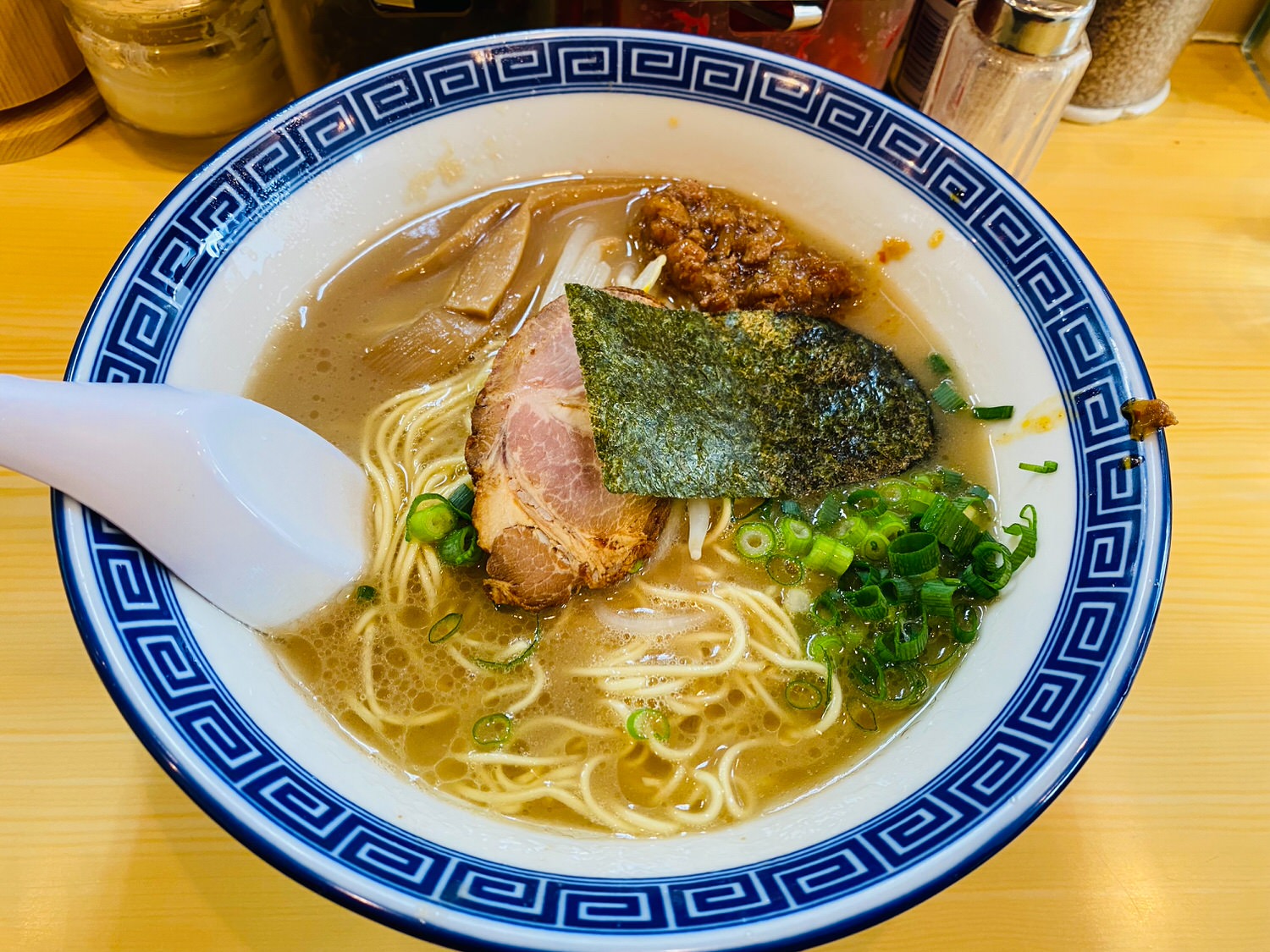 浦和「らーめん なかじま」豚骨ラーメン 06002