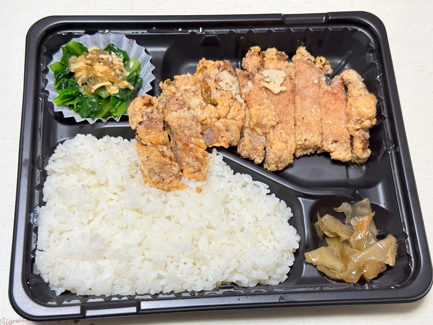 台湾から揚げとパイクー専門店・桃園「国産豚の特製パイクー弁当」 28004