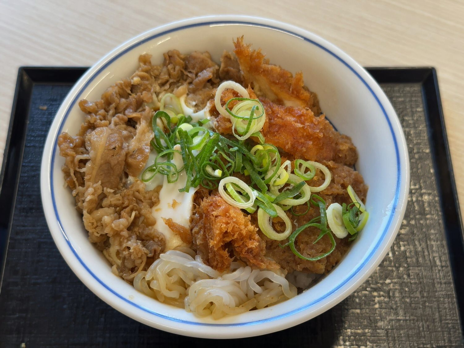 すき家 牛すき焼きとチキンカツの合い盛り 004 10