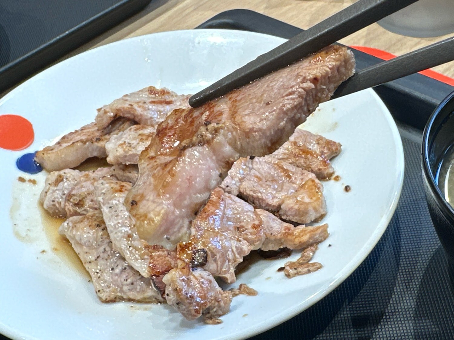 松屋「肉厚豚焼肉定食」 011 23