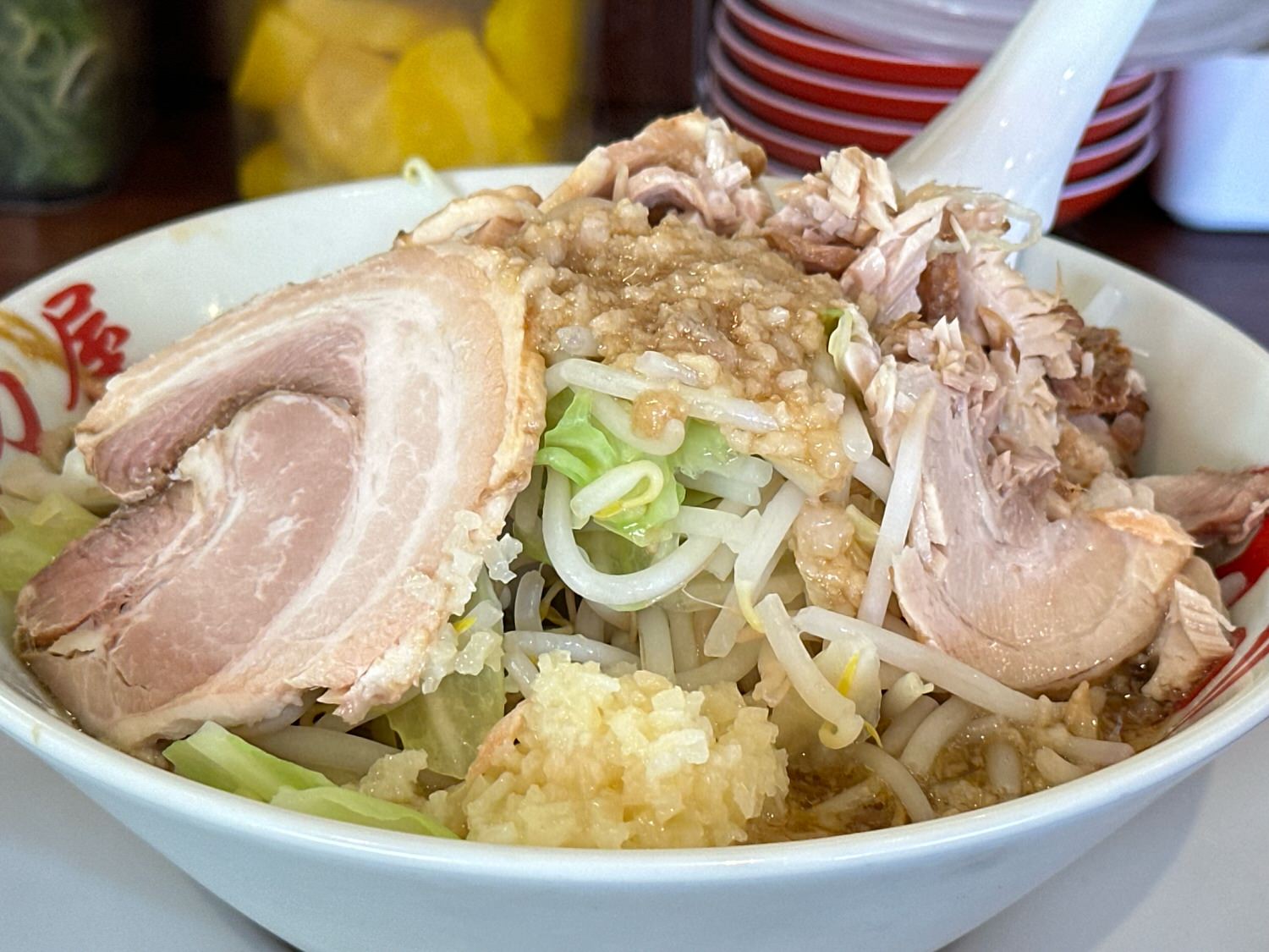 魁力屋 にんにく背脂醤油ラーメン 二郎 インスパイア 006