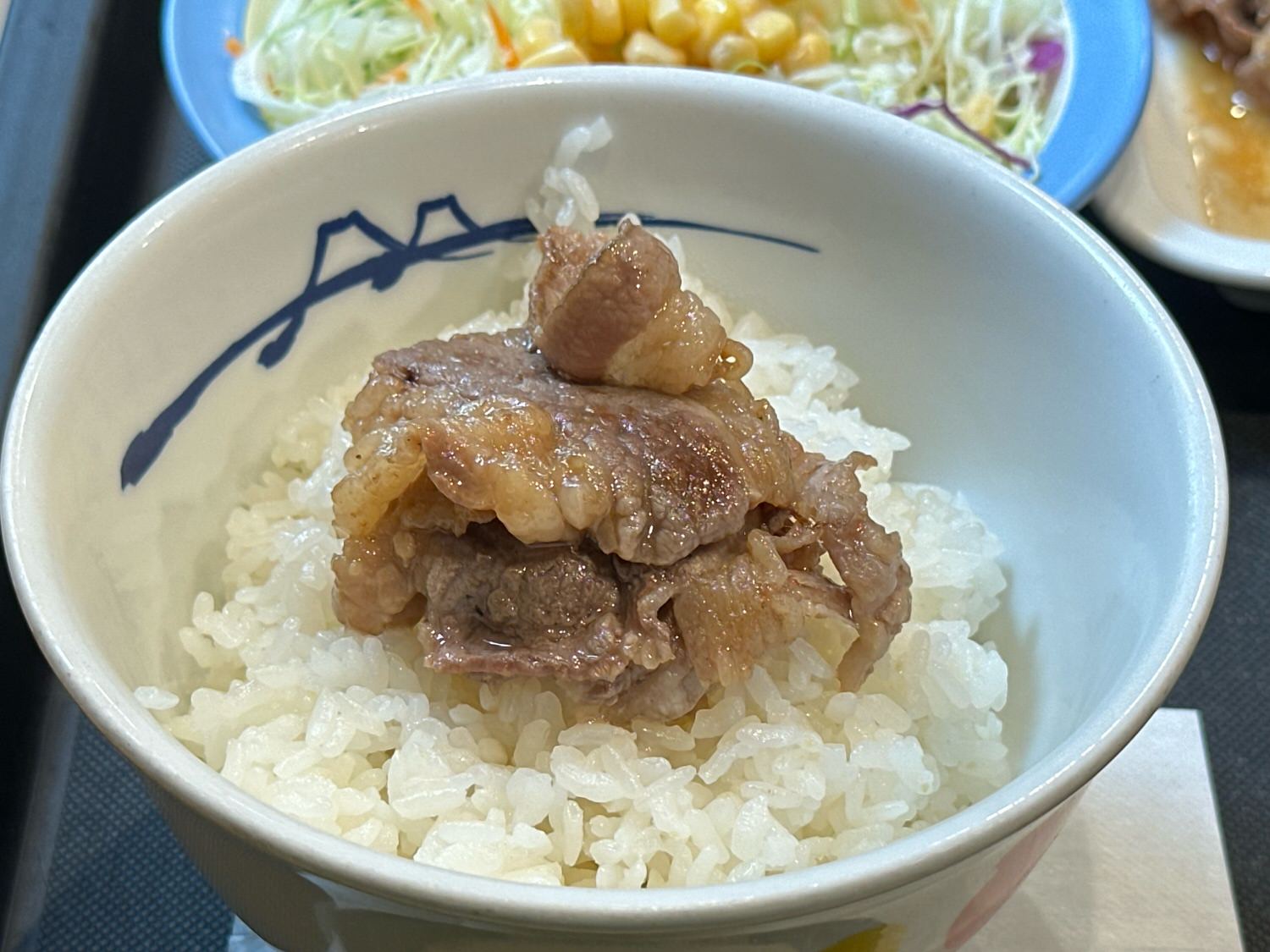 松屋 33%増量「カルビ焼肉定食」 002