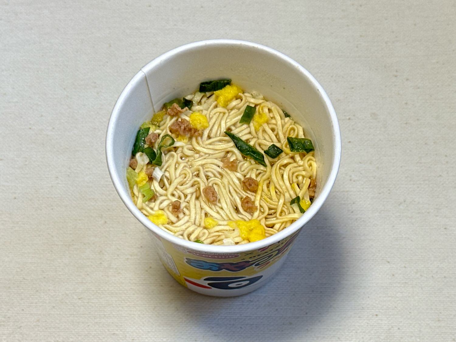 おやつカルパス味ラーメン おやつカルパス黒胡椒味ラーメン