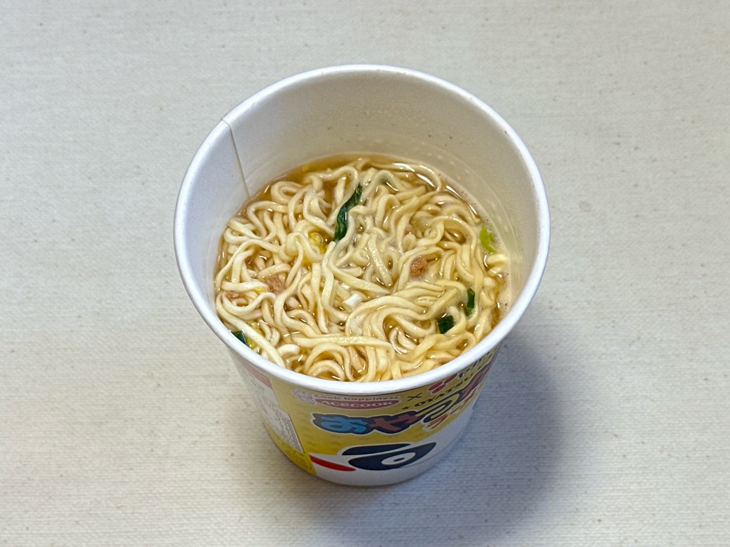 おやつカルパス味ラーメン おやつカルパス黒胡椒味ラーメン