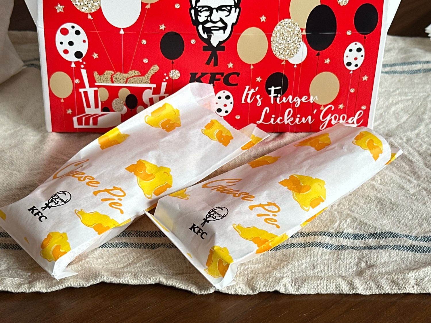 KFC 濃厚チーズパイ