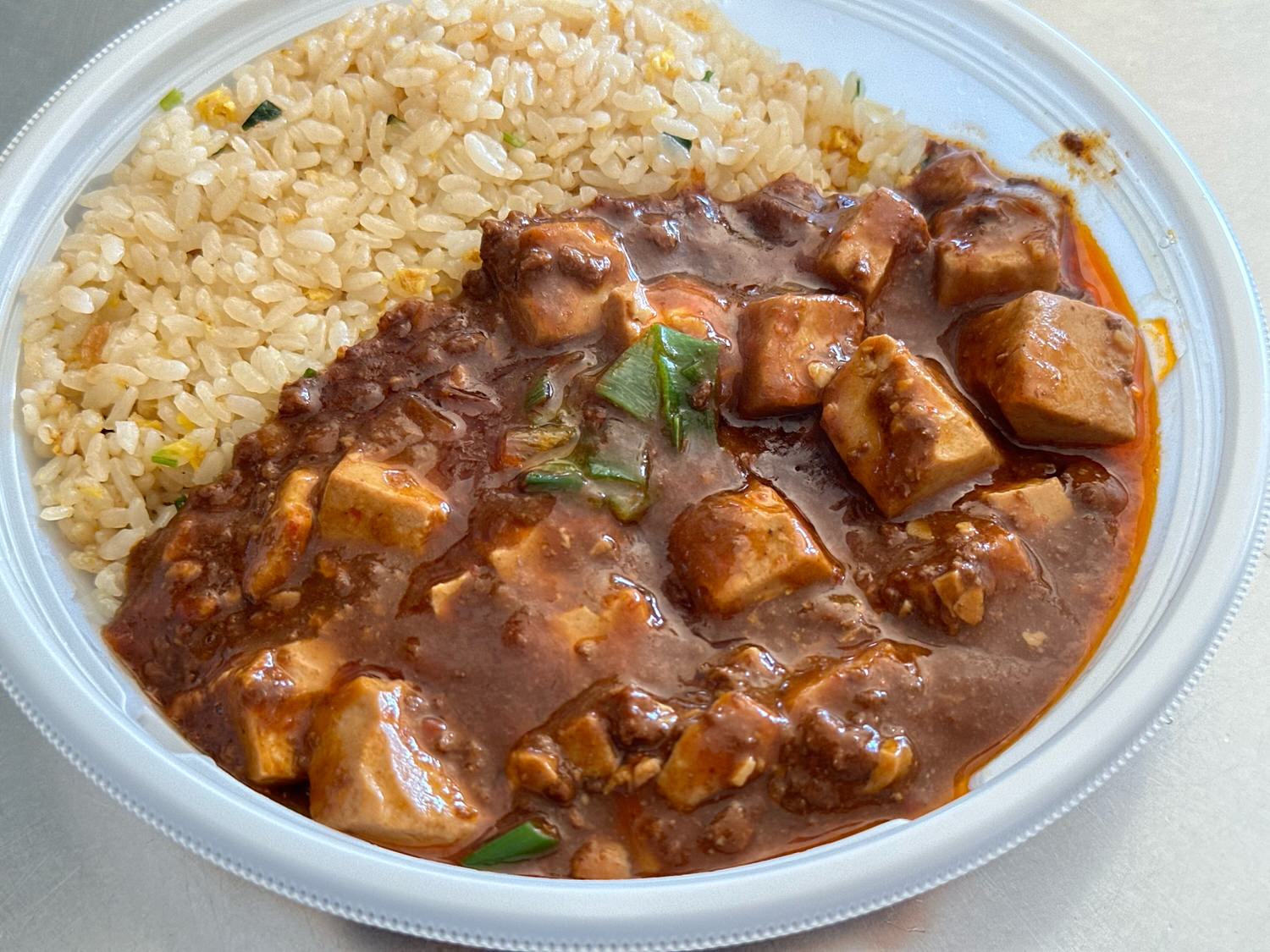 セブンイレブン 赤坂四川飯店監修 麻婆チャーハン