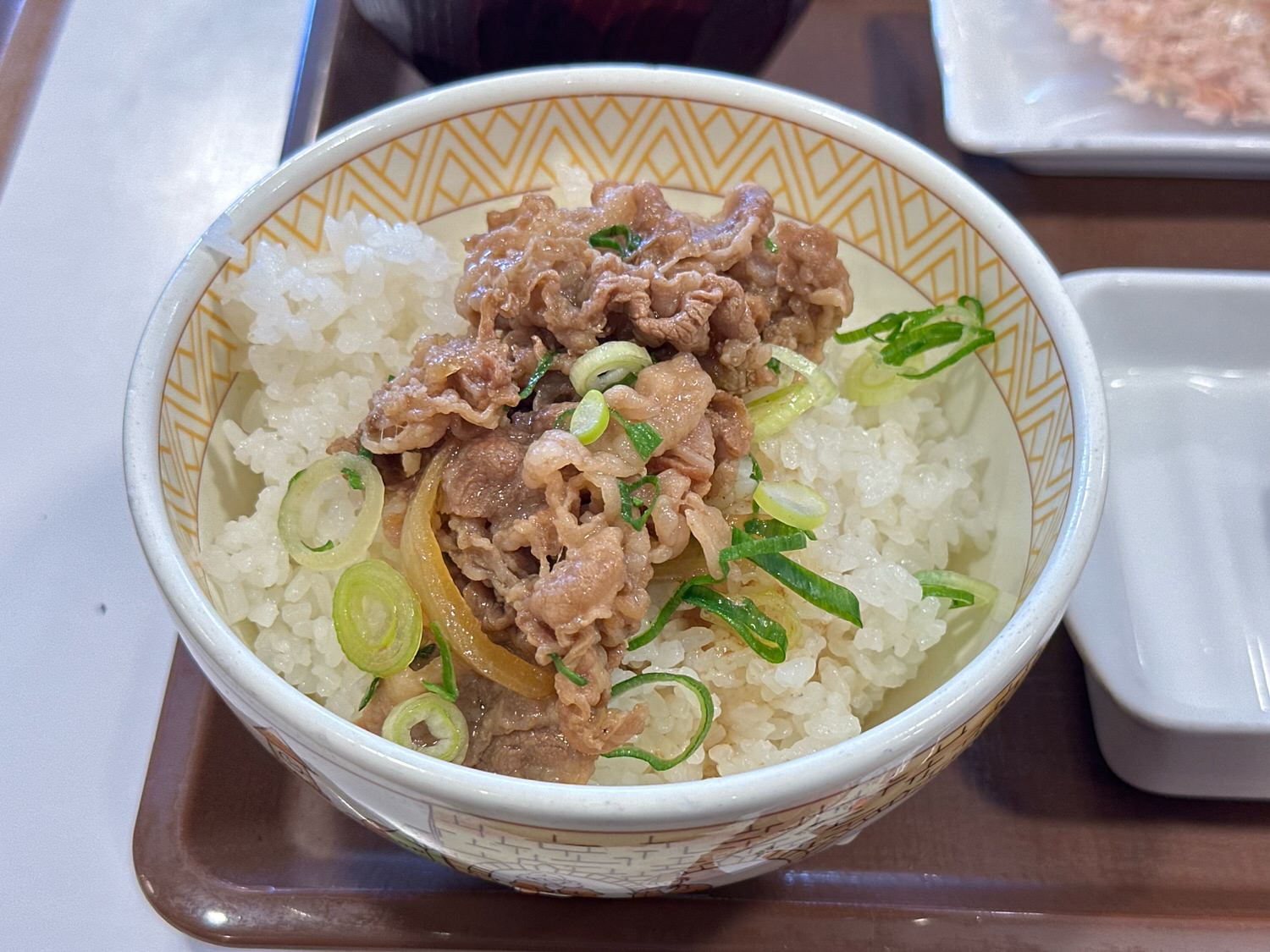 すき家 朝ごはん まぜのっけ朝食