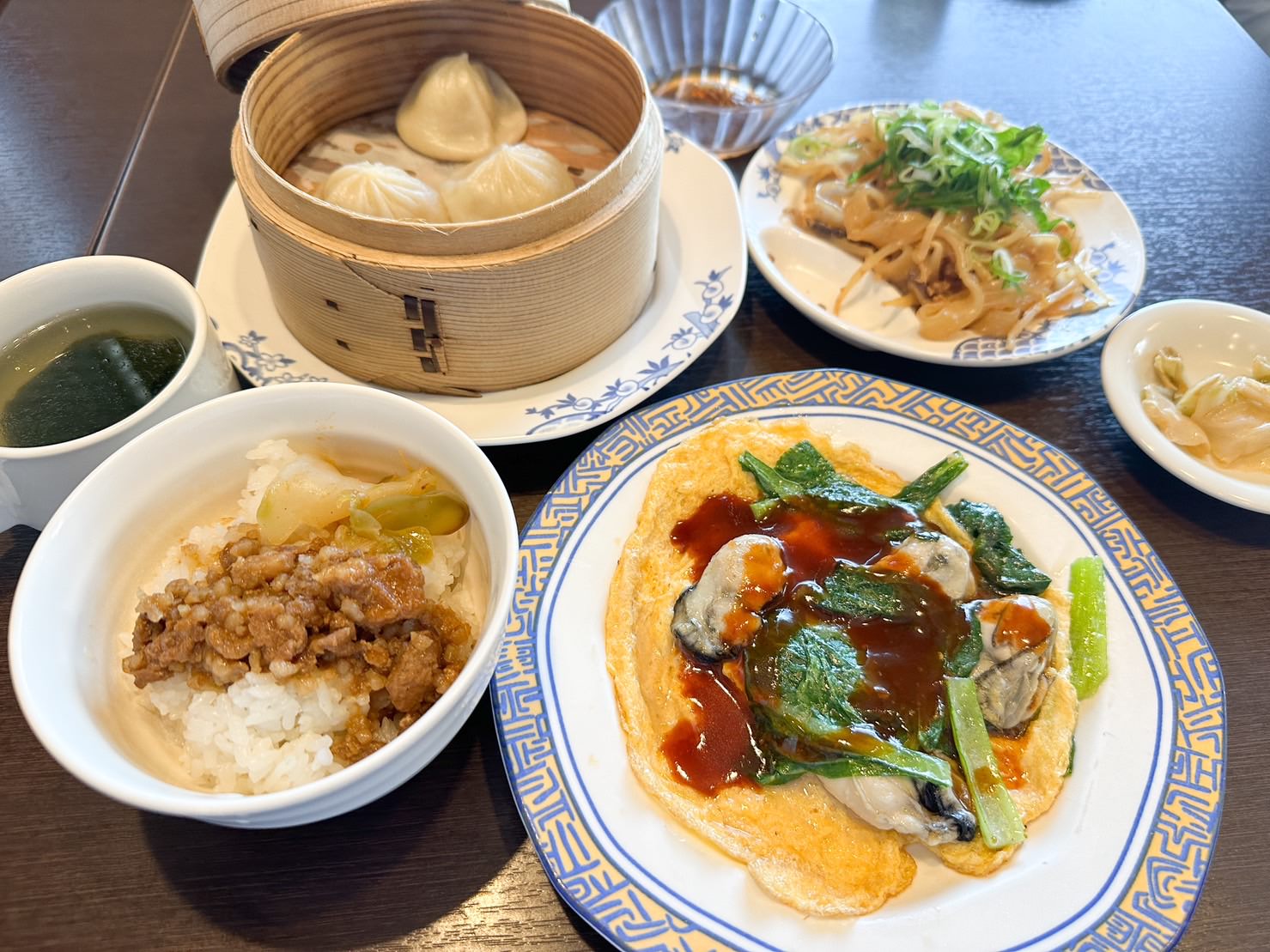 バーミヤン 台湾フェア ダブル排骨麺 蚵仔煎（オアチェン）