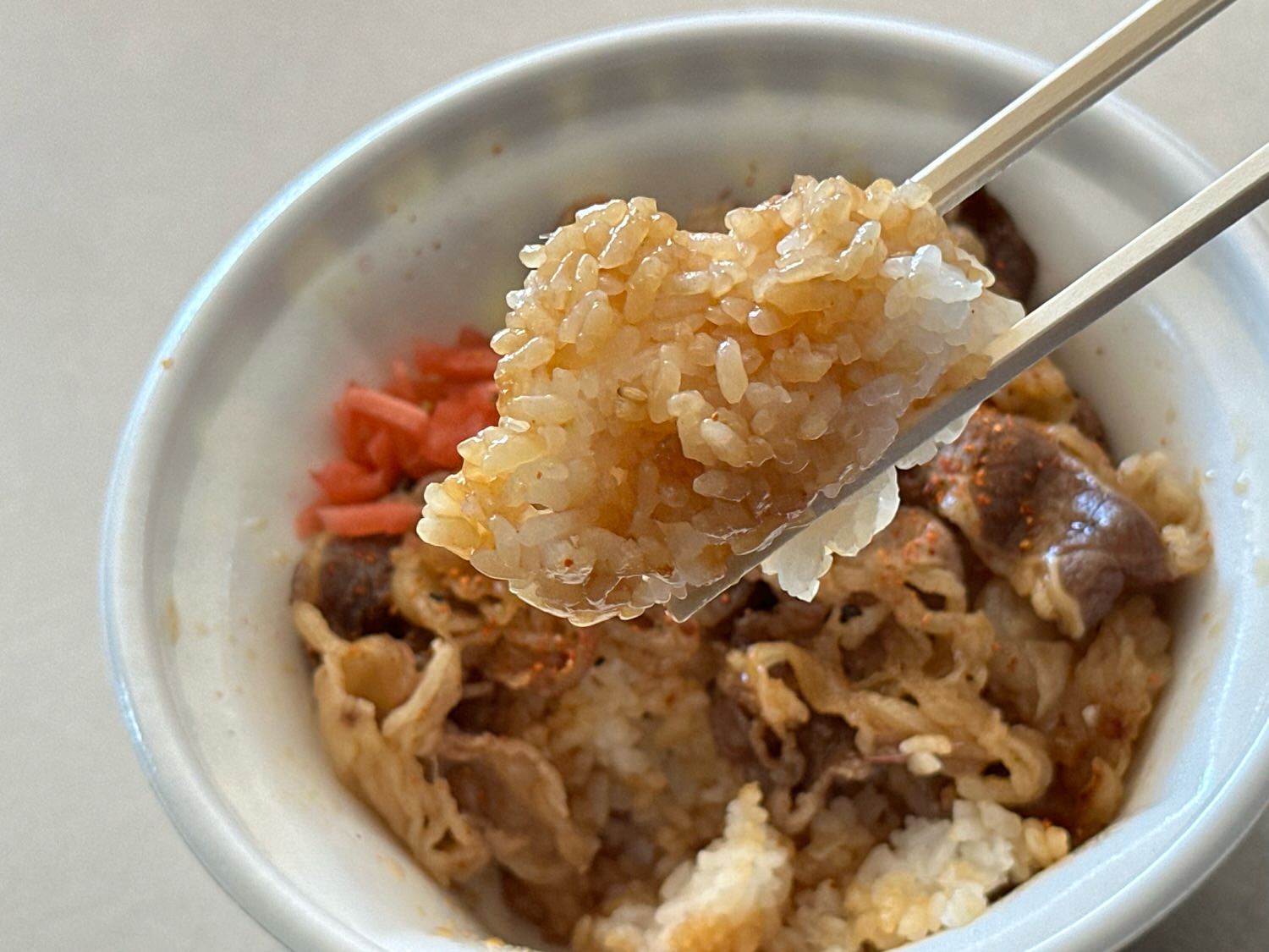 すき家 牛カルビ焼肉丼