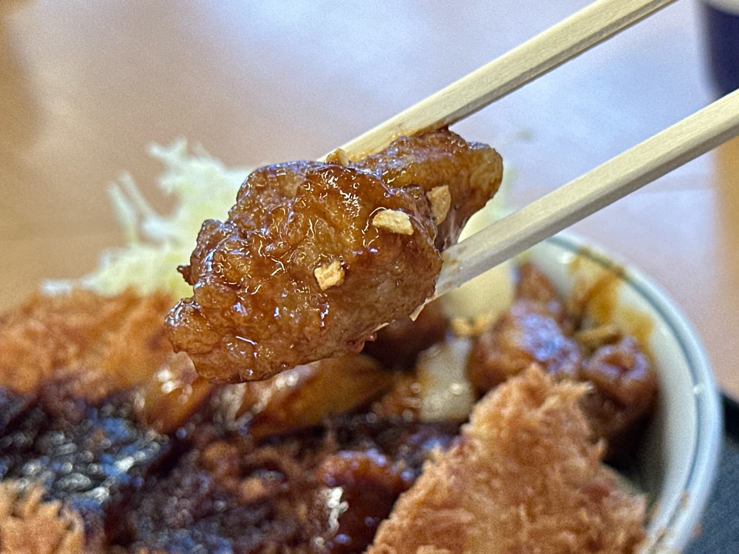 かつや トンテキとチキンカツの合い盛り 012.