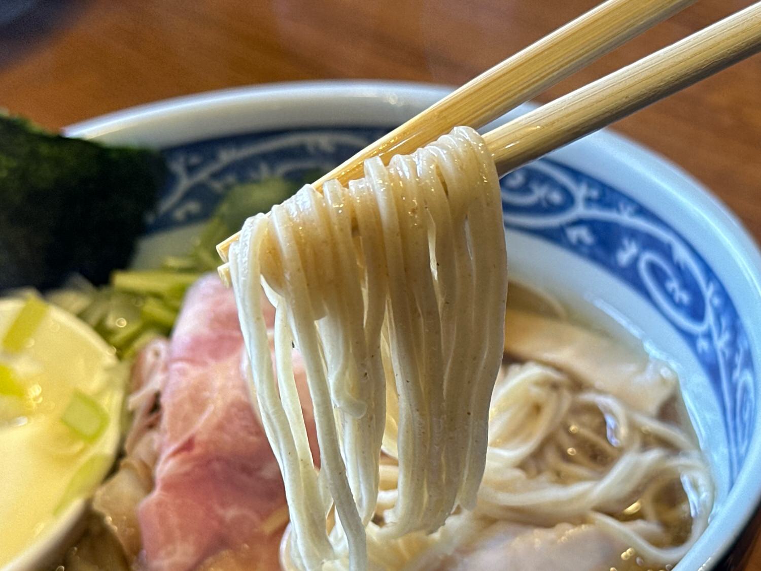 寿製麺 よしかわ 川越店 煮干しそば白醤油 013.