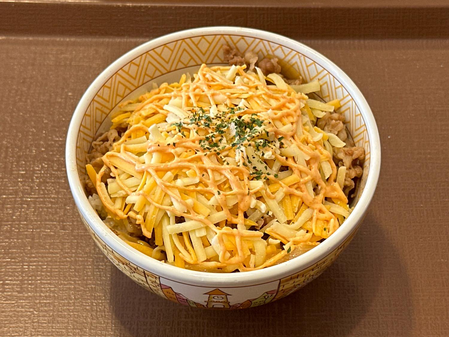 すき家 明太マヨチーズ牛丼