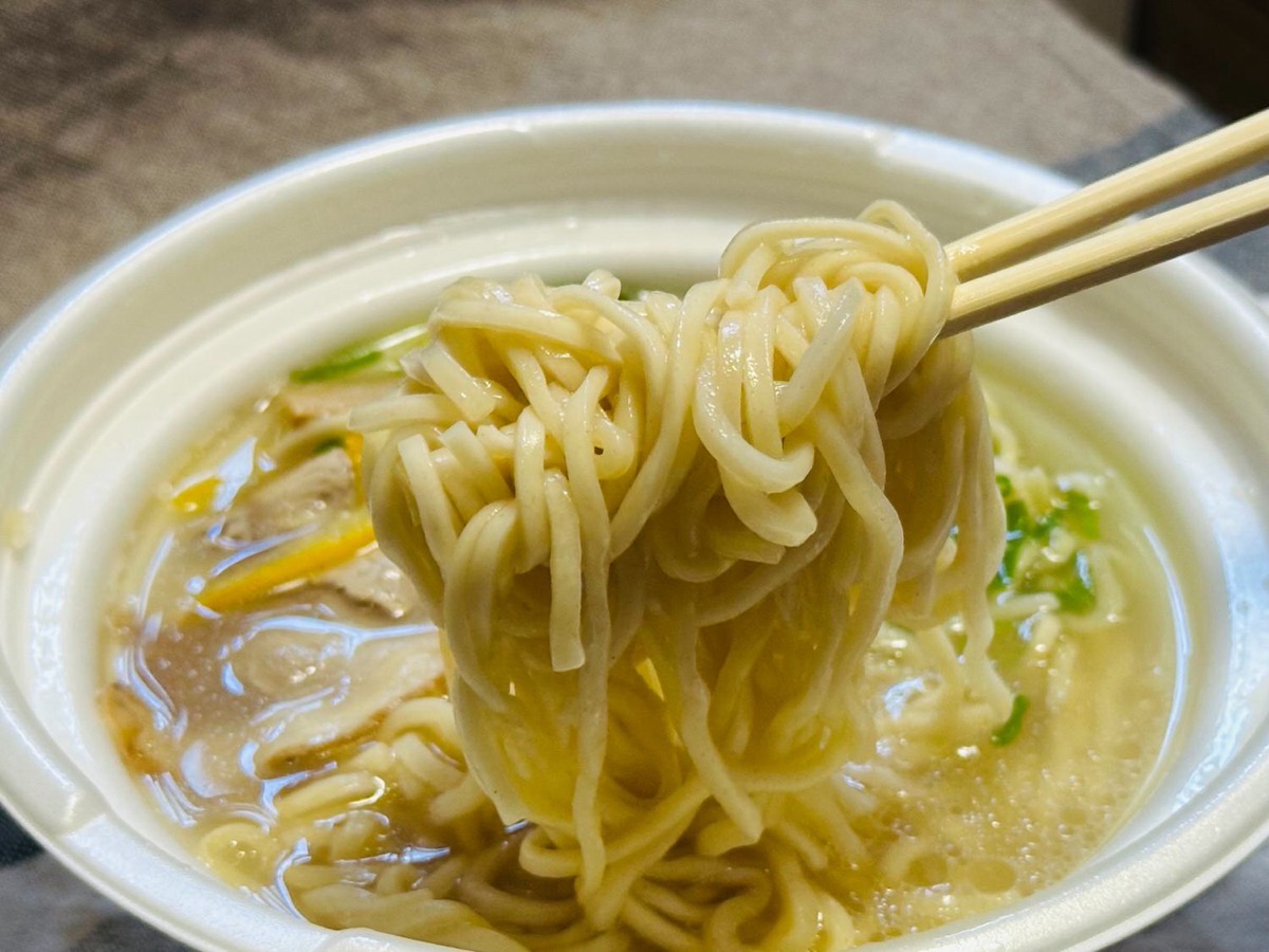 セブンイレブン 塩ラーメン 021.