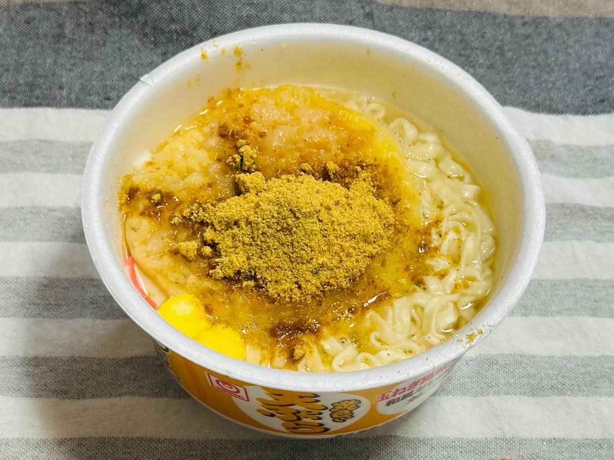 マルちゃん 黄色い天ぷらカレーうどん 010.