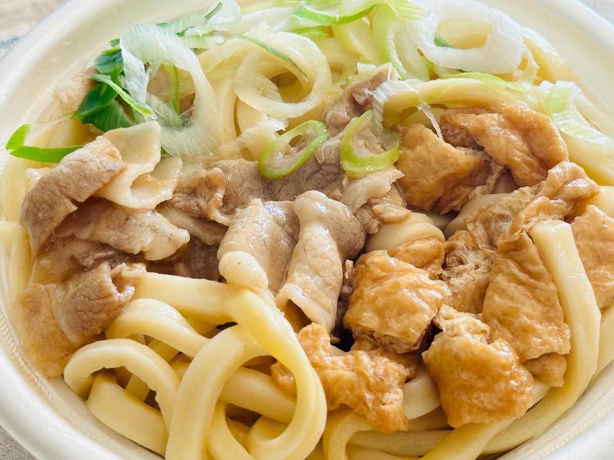 セブンイレブン 深谷ねぎの肉汁うどん 010.