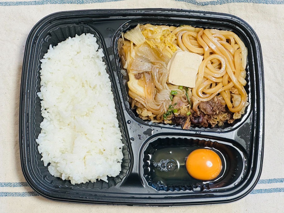 ほっかほっか亭 牛すき焼弁当 007.