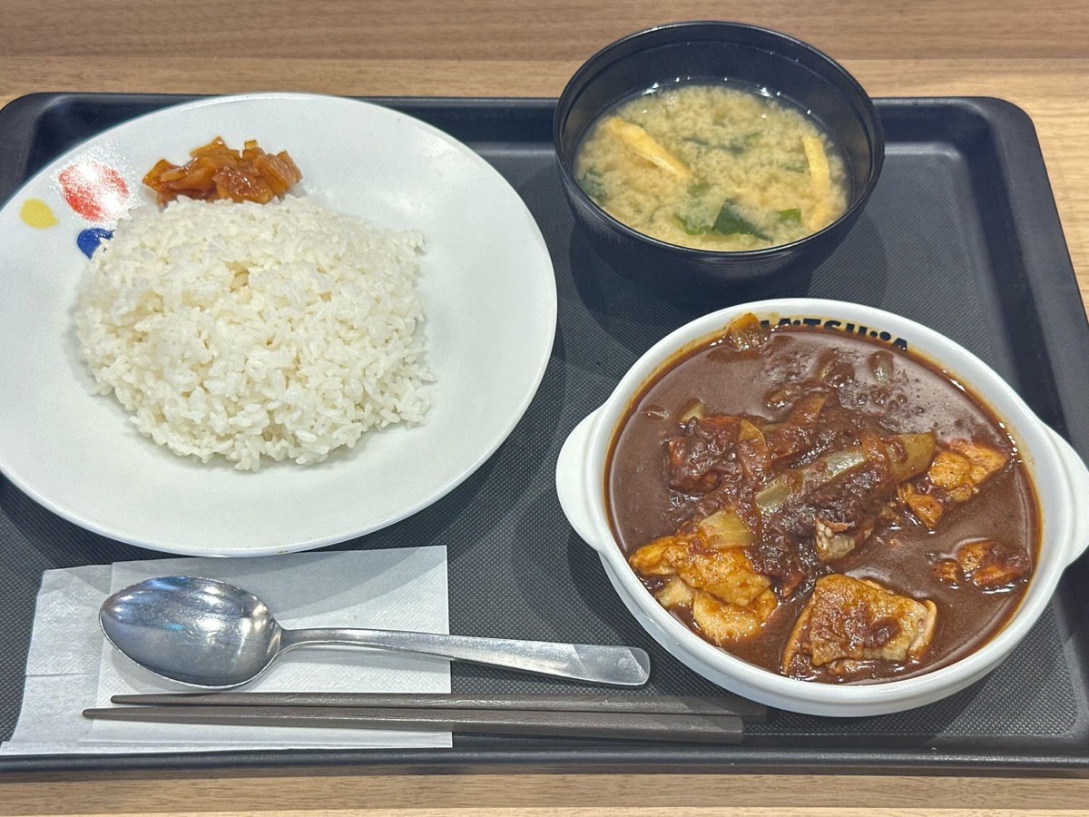 松屋 ごろごろ煮込みチキンカレー 004.