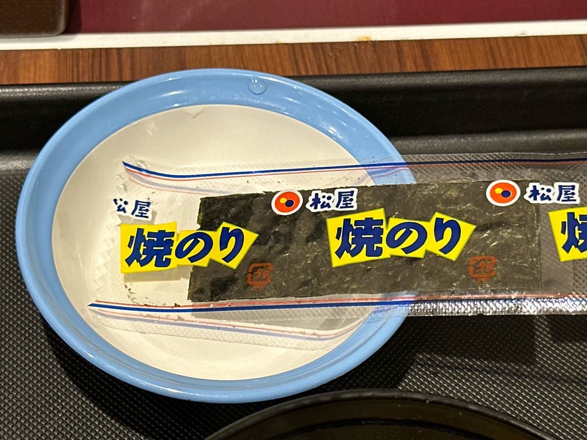 松屋 朝食メニュー とろっとたまごソーセージ丼 006.