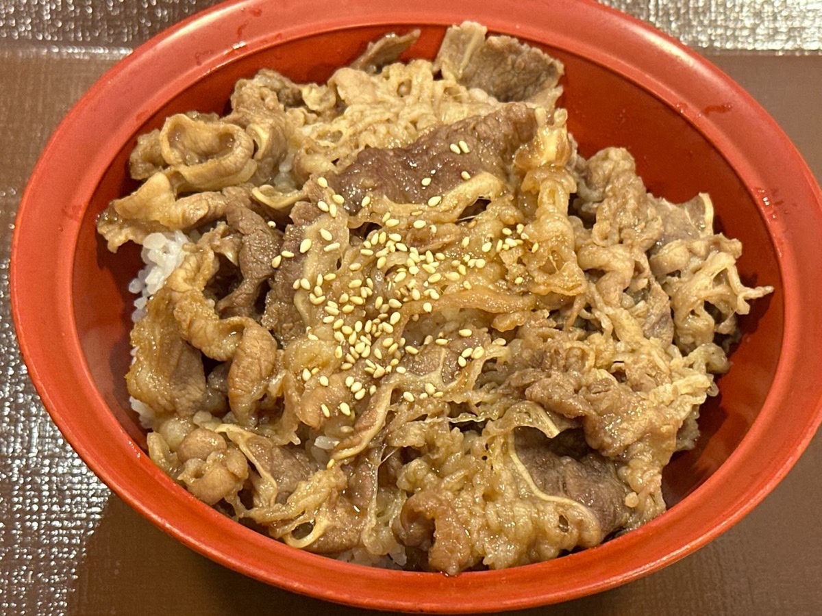 すき家 牛カルビ焼肉丼 009.